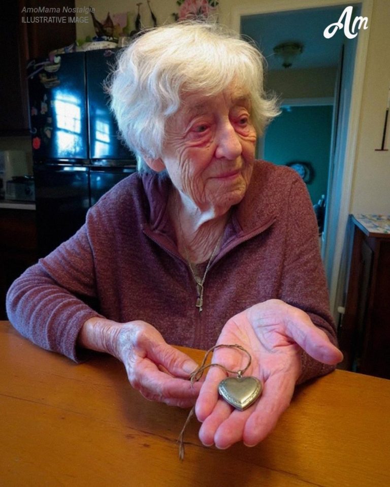 I Opened My Late Mom's Locket That Was Glued Shut for 15 Years – What She Was Hiding Inside Left Me Breathless